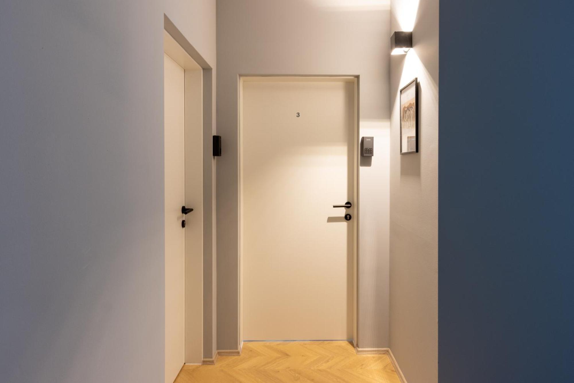 Angeli Room Oasis Wien Exteriör bild